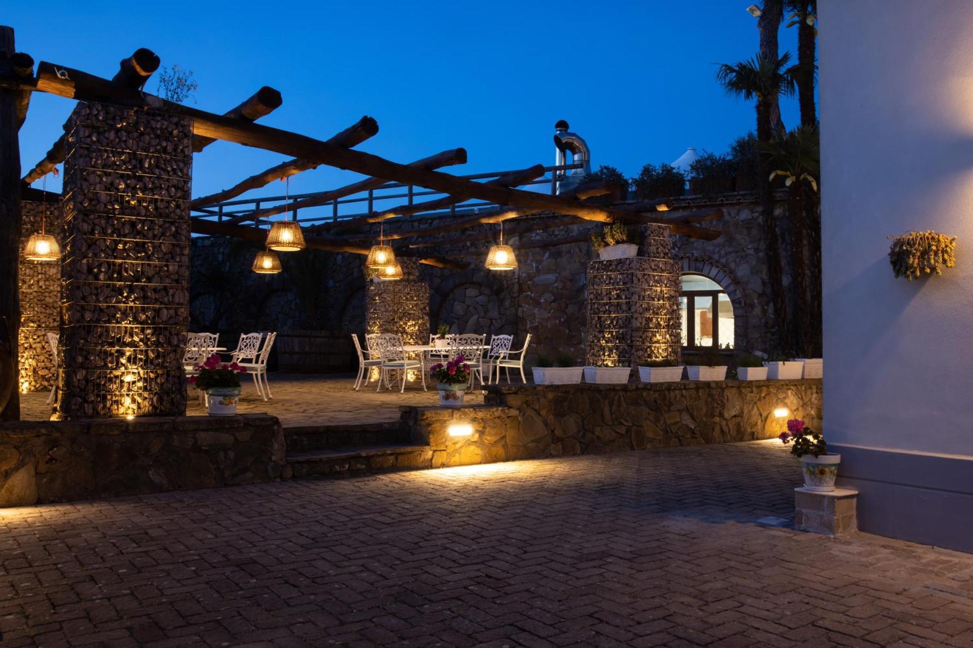 Hotel Oasi Olimpia Relais SantʼAgata sui Due Golfi Exterior foto