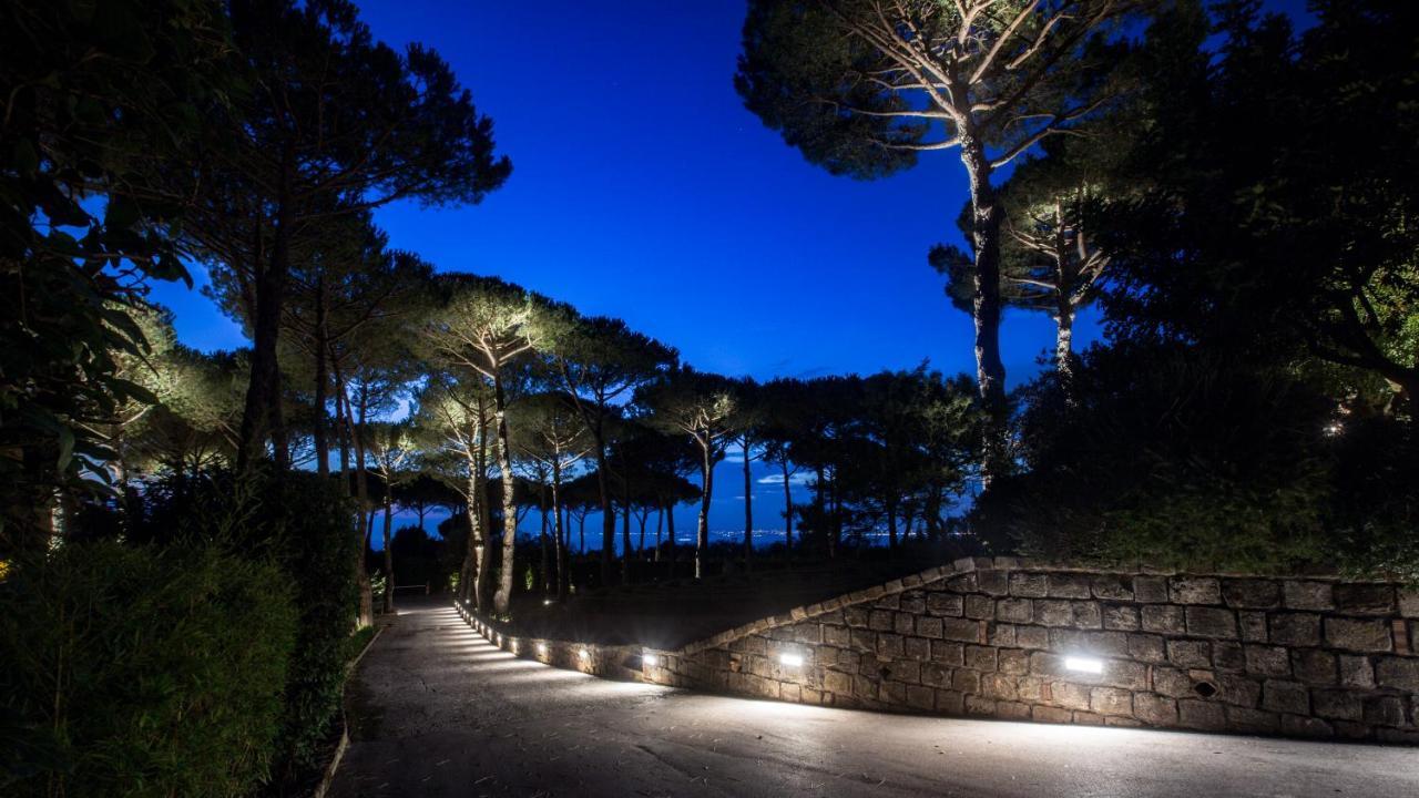 Hotel Oasi Olimpia Relais SantʼAgata sui Due Golfi Exterior foto